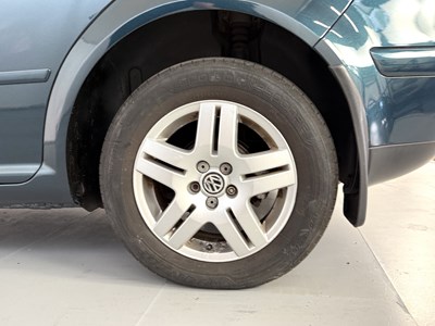 Lot 170 - 2001 Volkswagen Golf 2.0