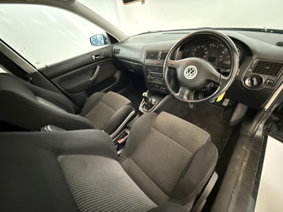 Lot 170 - 2001 Volkswagen Golf 2.0