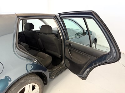 Lot 170 - 2001 Volkswagen Golf 2.0
