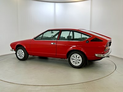 Lot 80 - 1977 Alfa Romeo Alfetta GTV 2.0