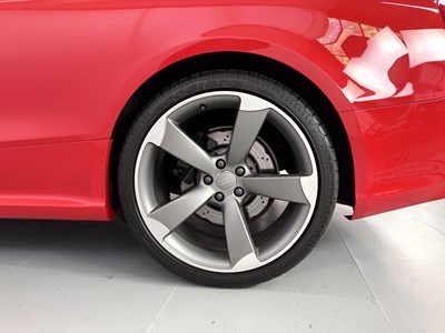 Lot 121 - 2013 Audi RS5