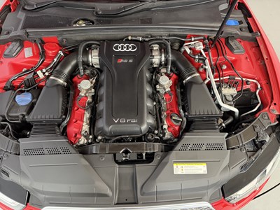 Lot 121 - 2013 Audi RS5