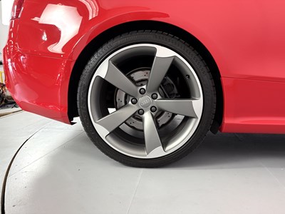 Lot 121 - 2013 Audi RS5