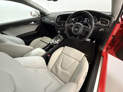 Lot 121 - 2013 Audi RS5
