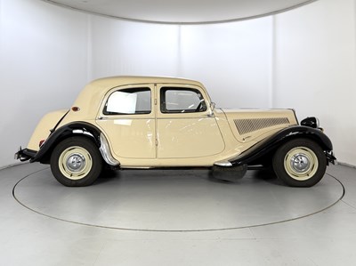 Lot 5 - 1954 Citroen Traction Avant