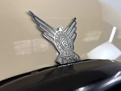 Lot 5 - 1954 Citroen Traction Avant