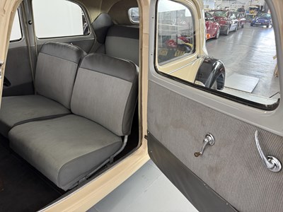 Lot 5 - 1954 Citroen Traction Avant