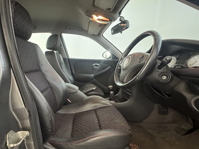 Lot 70 - 2002 MG ZT