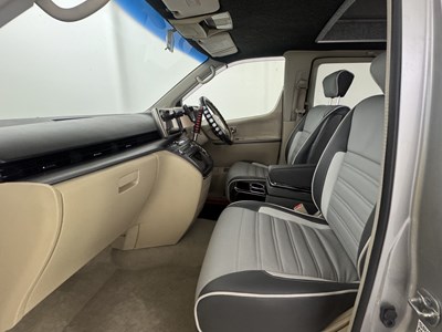 Lot 113 - 2006 Nissan Elgrand 4x4 Camper
