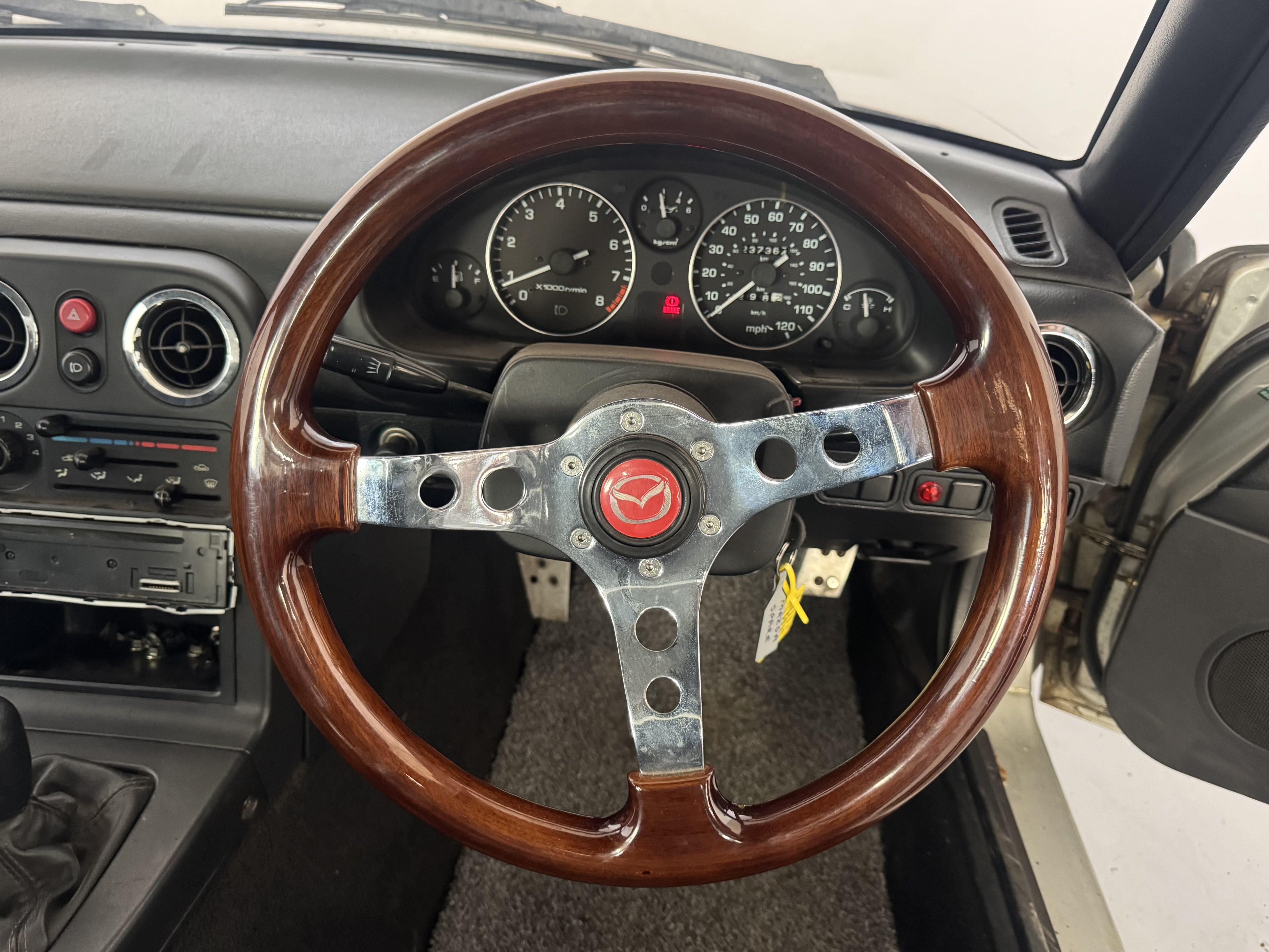 Lot 74 - 1990 Mazda MX5