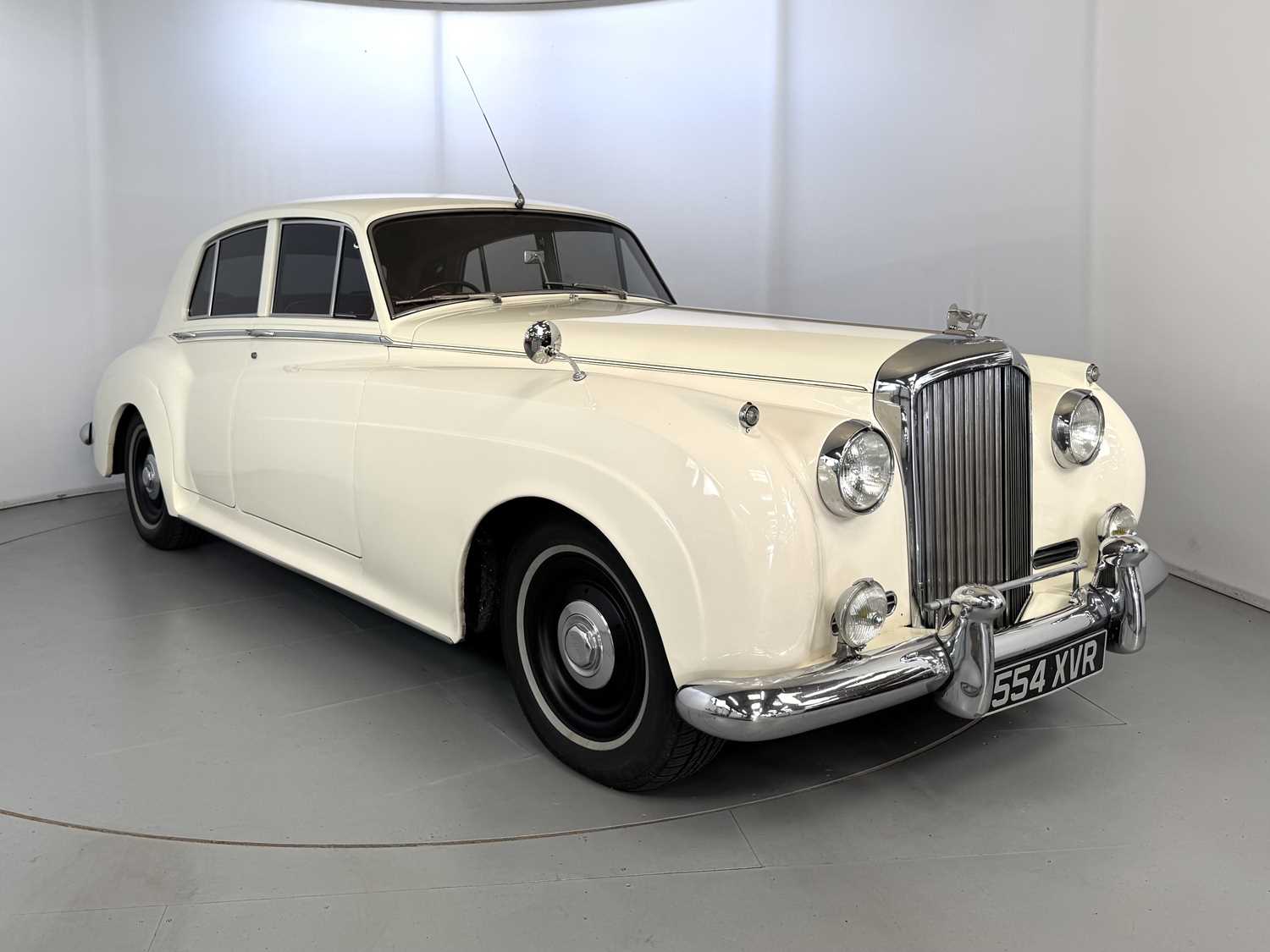Lot 47 - 1960 Bentley S2