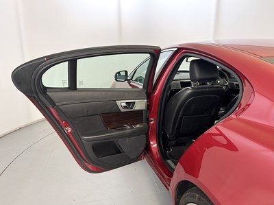 Lot 48 - 2015 Jaguar XF
