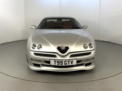 Lot 1 - 1999 Alfa Romeo GTV Lusso