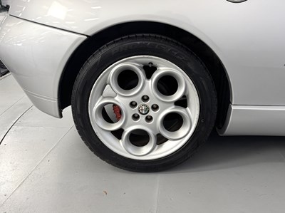 Lot 1 - 1999 Alfa Romeo GTV Lusso