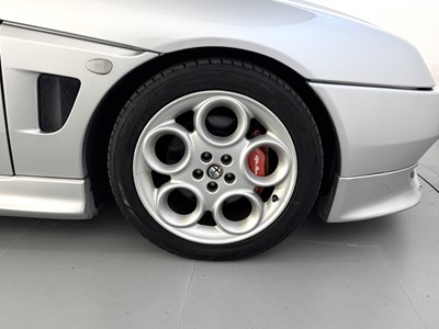 Lot 1 - 1999 Alfa Romeo GTV Lusso
