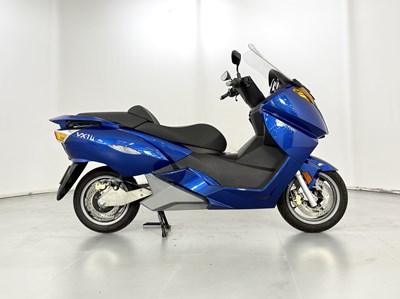 Lot 117 - 2007 Vectrix Scooter