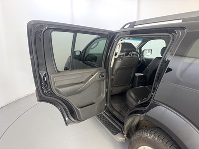 Lot 118 - 2008 Nissan Pathfinder