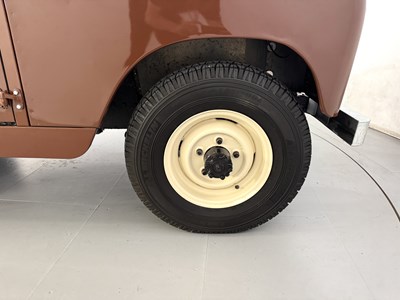 Lot 19 - 1966 Land Rover Series 2A - WITHDRAWN