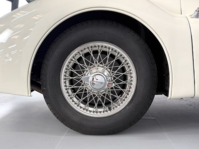 Lot 90 - 1955 Jaguar XK140