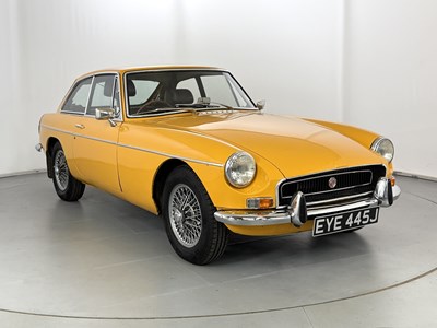 Lot 52 - 1971 MG BGT