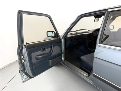 Lot 143 - 1987 BMW 525E