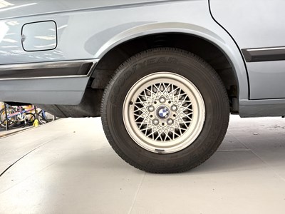 Lot 143 - 1987 BMW 525E