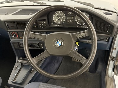 Lot 143 - 1987 BMW 525E