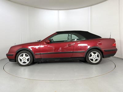 Lot 174 - 1998 Mercedes-Benz CLK320 - NO RESERVE