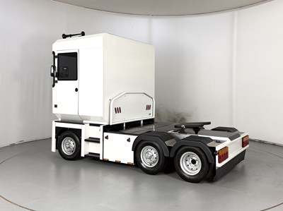 Lot 34 - 1/2 Scale Renault Magnum