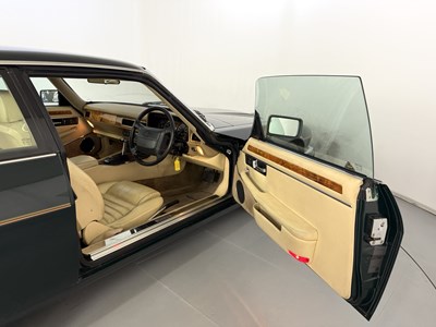 Lot 90 - 1994 Jaguar XJS
