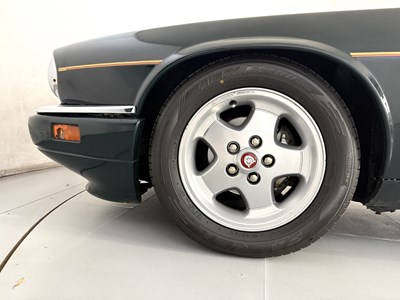 Lot 90 - 1994 Jaguar XJS