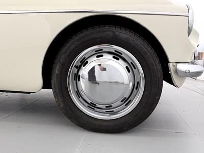 Lot 35 - 1969 MG C Roadster