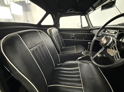 Lot 35 - 1969 MG C Roadster