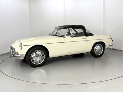 Lot 35 - 1969 MG C Roadster
