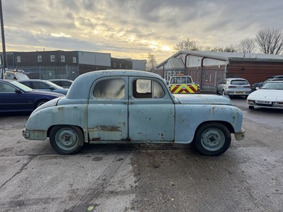 Lot 109 - 1949 Singer SM 1500 - NO RESERVE