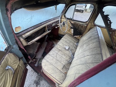 Lot 109 - 1949 Singer SM 1500 - NO RESERVE
