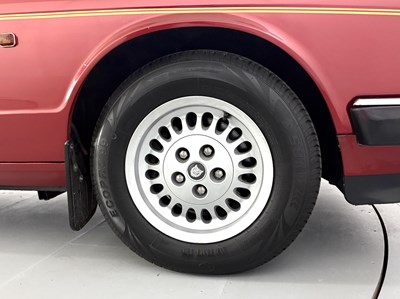 Lot 15 - 1992 Jaguar Sovereign