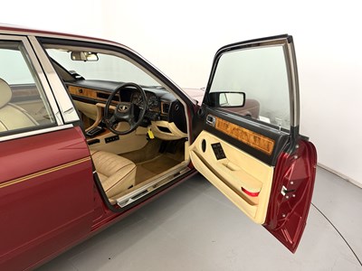 Lot 15 - 1992 Jaguar Sovereign