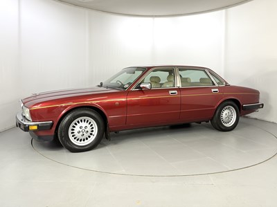 Lot 15 - 1992 Jaguar Sovereign