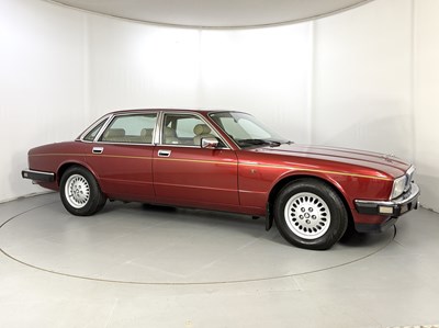 Lot 15 - 1992 Jaguar Sovereign