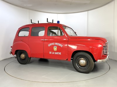 Lot 111 - 1950 Renault Colorale Prarie