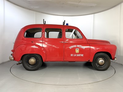 Lot 111 - 1950 Renault Colorale Prarie