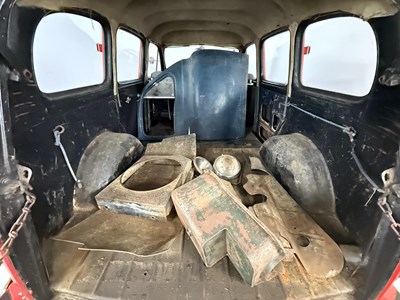 Lot 111 - 1950 Renault Colorale Prarie