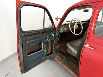 Lot 111 - 1950 Renault Colorale Prarie