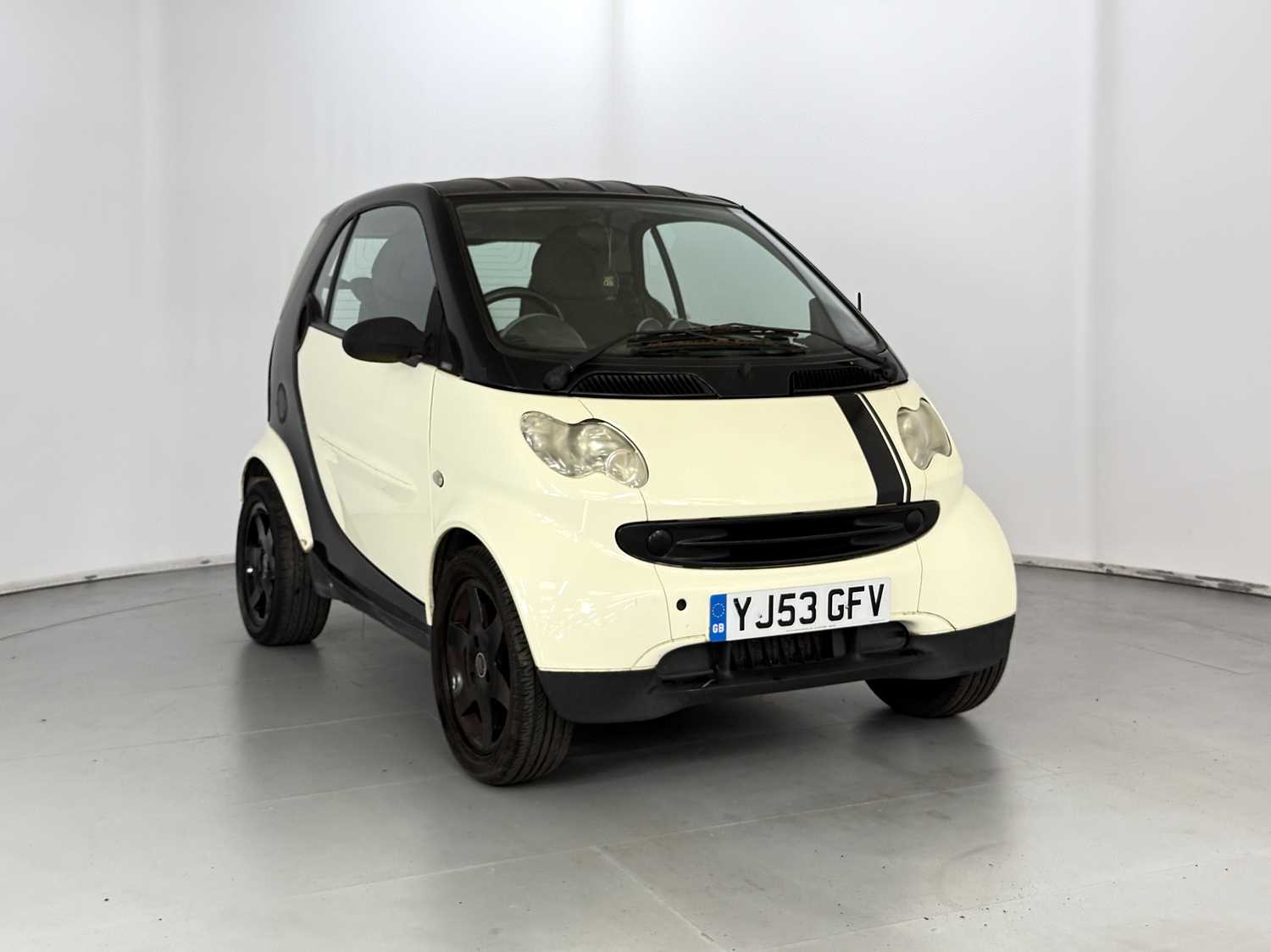 Lot 49 - 2003 Smart Fortwo - NO RESERVE