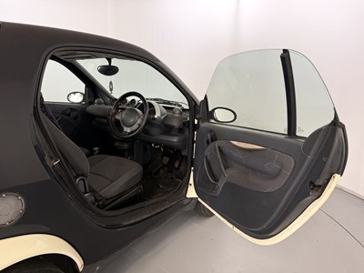 Lot 49 - 2003 Smart Fortwo - NO RESERVE
