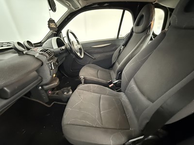 Lot 49 - 2003 Smart Fortwo - NO RESERVE
