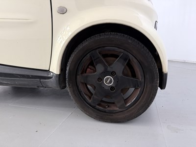 Lot 49 - 2003 Smart Fortwo - NO RESERVE