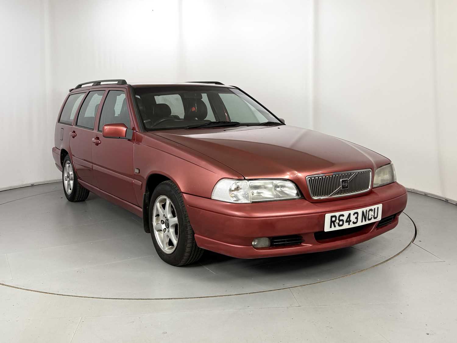 Lot 155 - 1997 Volvo V70 - NO RESERVE