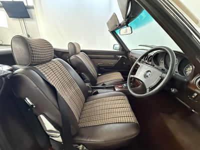 Lot 6 - 1980 Mercedes-Benz 350SL